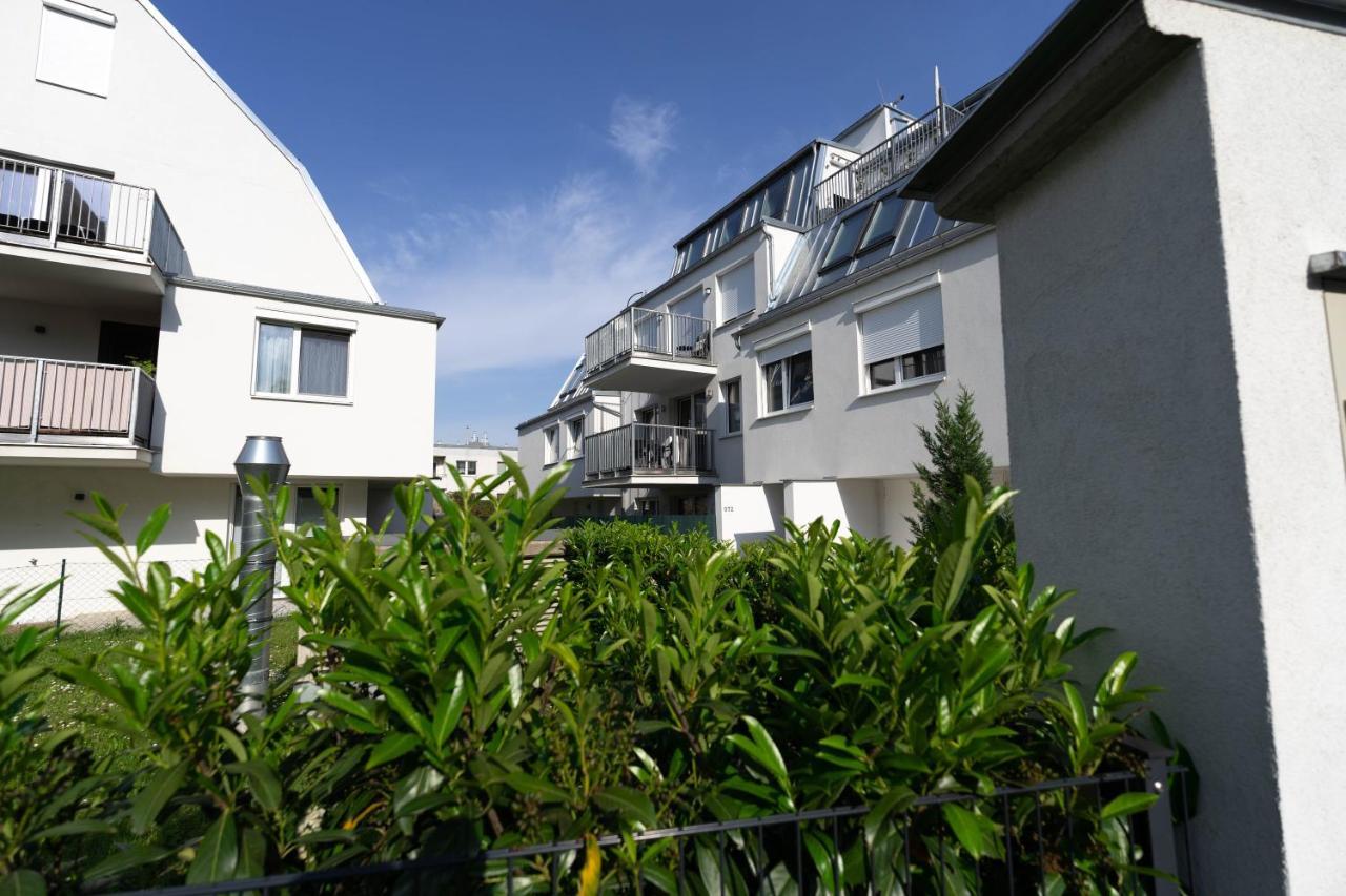 Modern Apartment With Big Balcony Near City Center Vienna Exterior photo